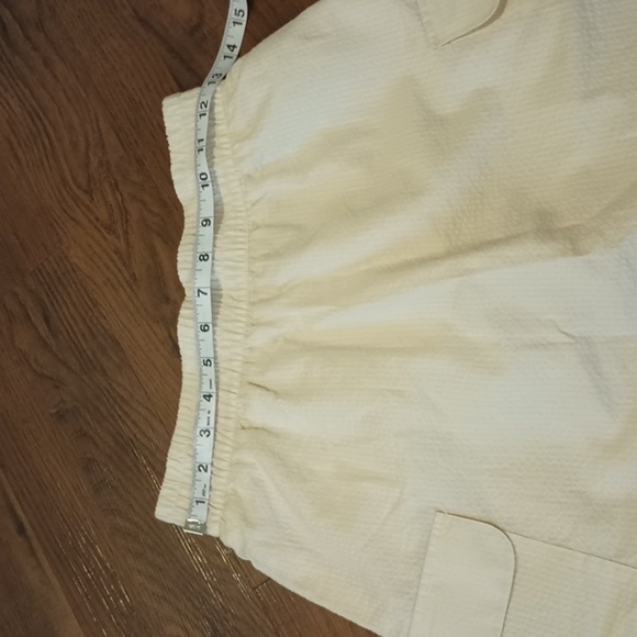 Adidas Cream Striped High Waisted A Line Mini Seersucker Skirt A33 - Picture 7 of 8